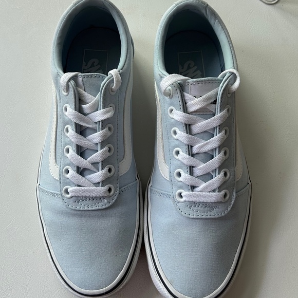 πΉ Vans Old Skool classic canvas skate shoe - Baby Blue - Size 8.5 - Picture 2 of 4